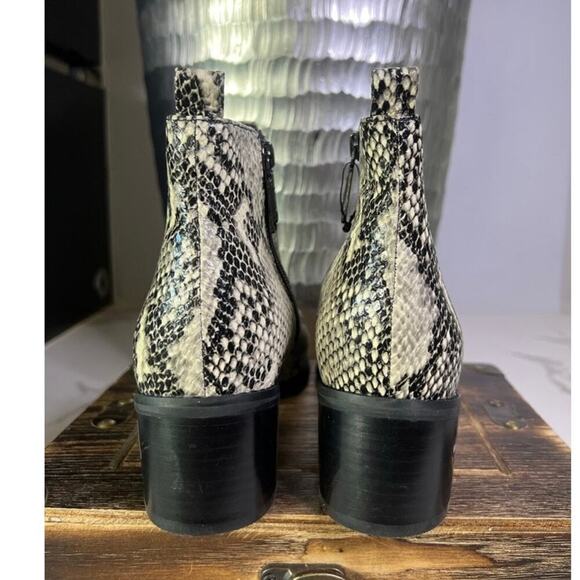 Blondo Elvina Waterproof Block Heel Ankle Booties in Snakeskin Leather - Picture 5 of 8